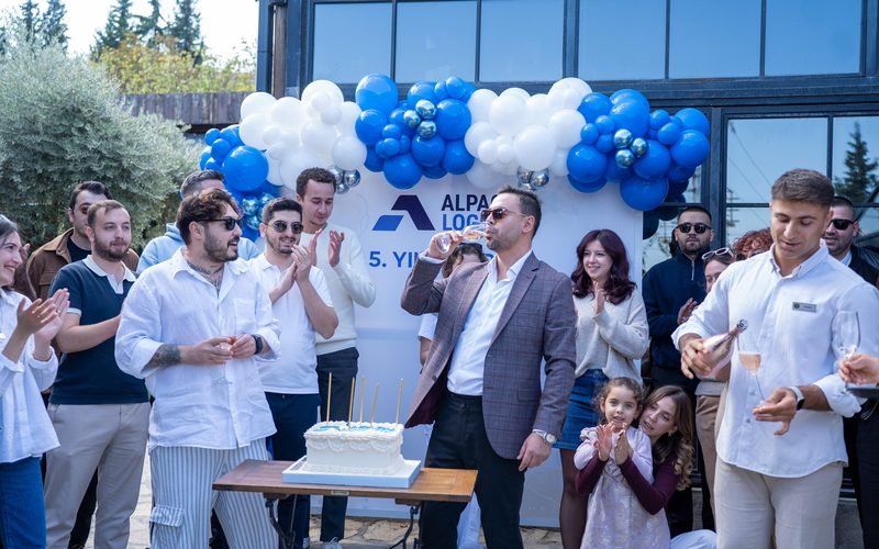 Kurumsal kutlama ve etkinlik atmosferi